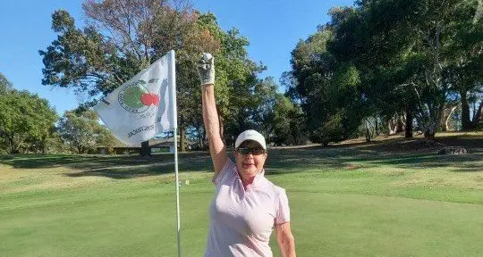 Liz takes out Wednesday and A Grade medal