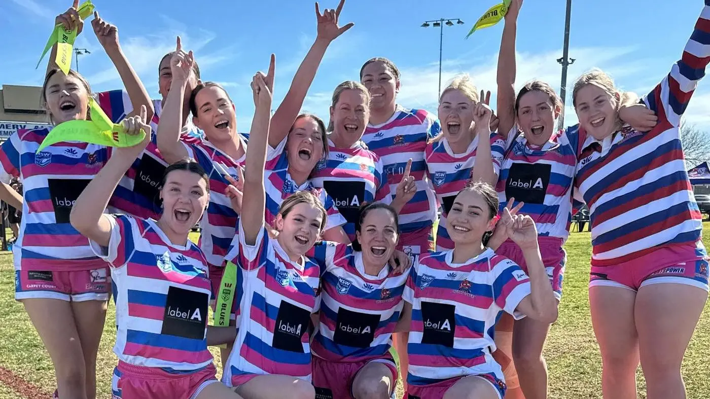 Pickers in top five ahead of final rounds