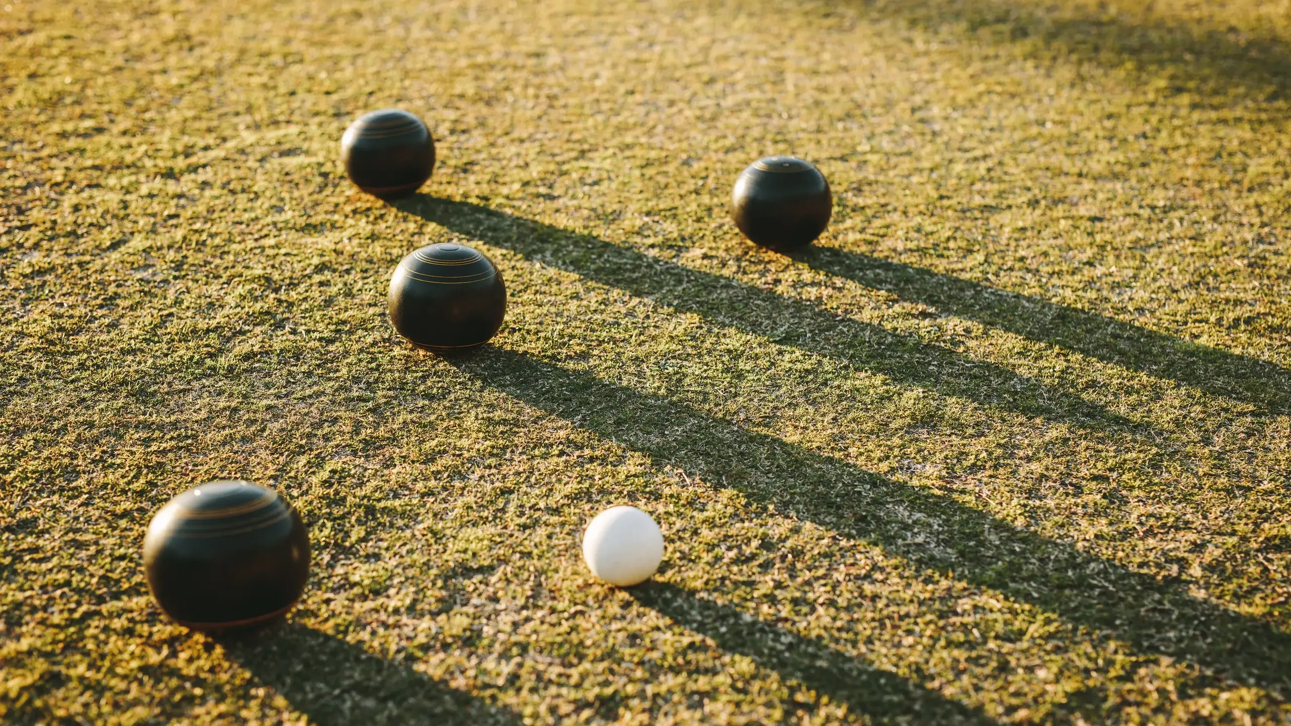 Hot conditions restrict play on the greens