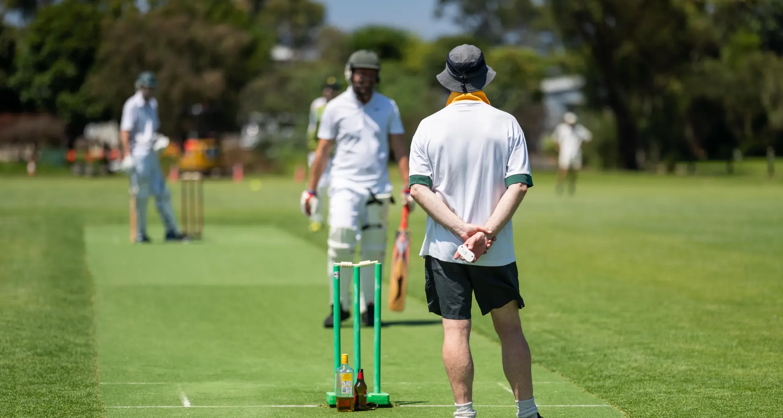 Hornets attack in win over raging Bulls