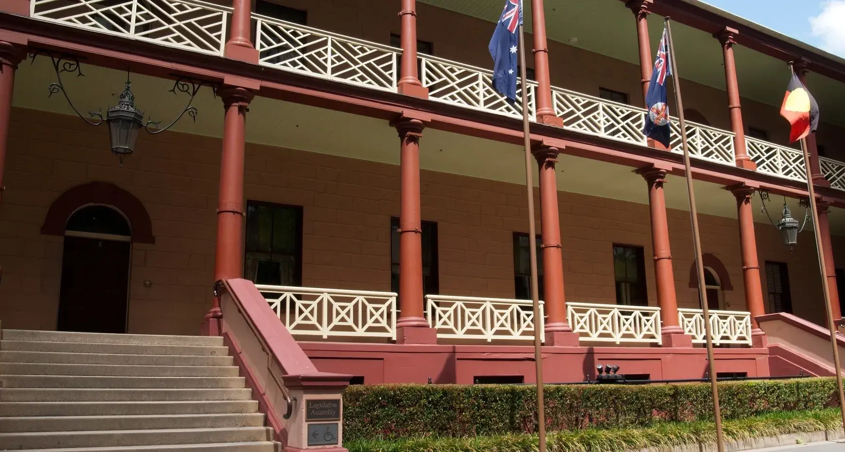 Upper House inquiry to further pet owner tenants rights