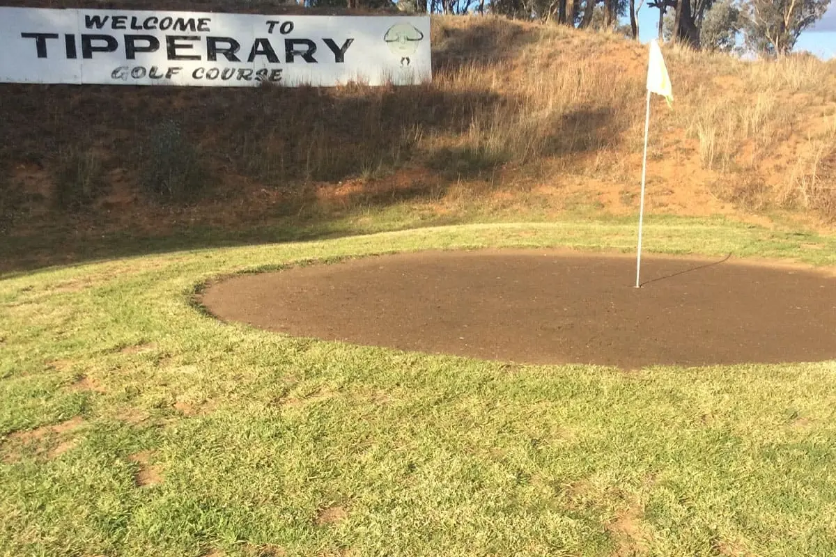 <p>Tuesday was a three person ambrose, the winners were Garry Cummins, Mike Connellan and Kay Jasprizza </p>\\n