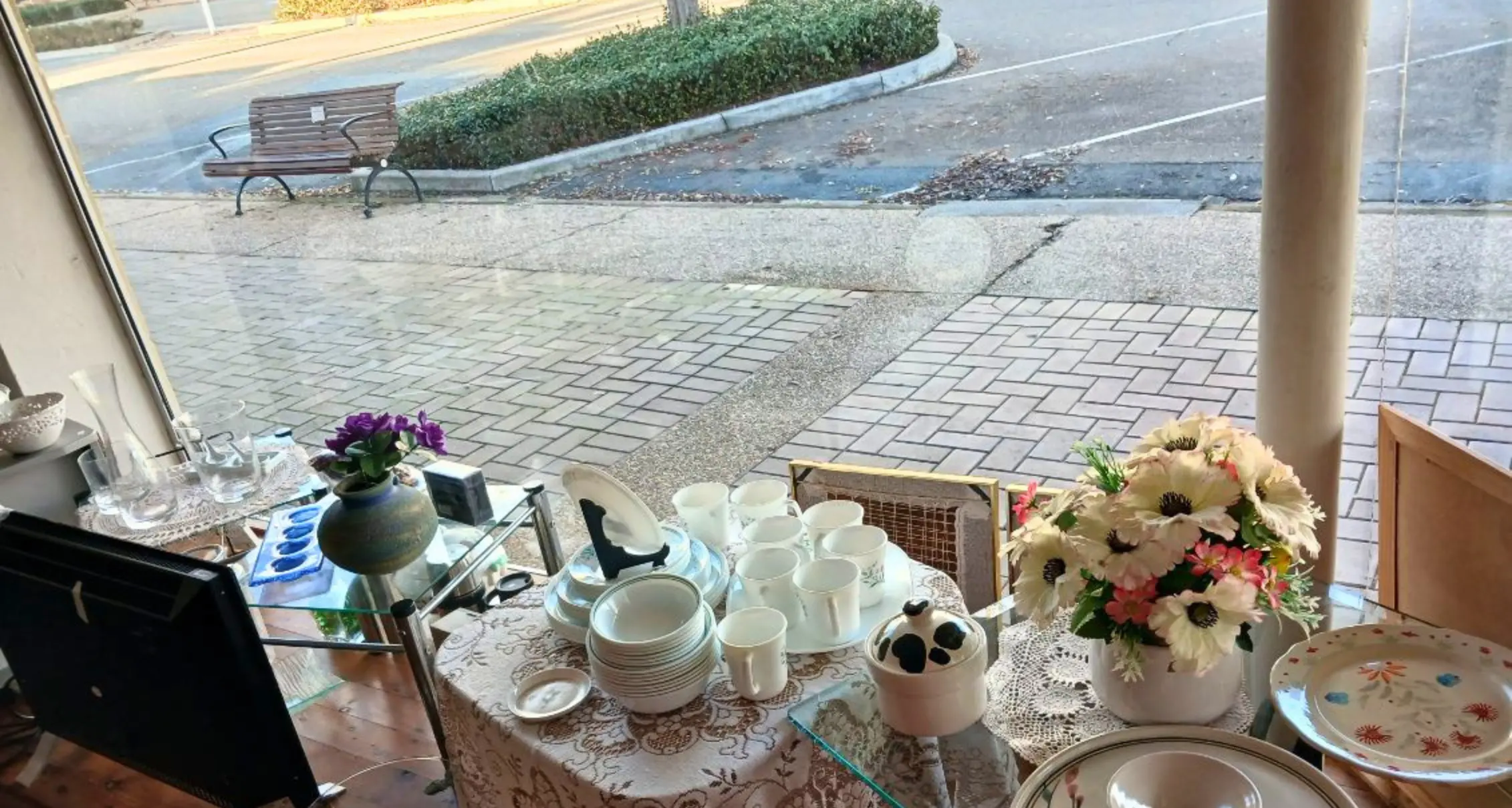 Op shops drawing visitors into Hilltops towns