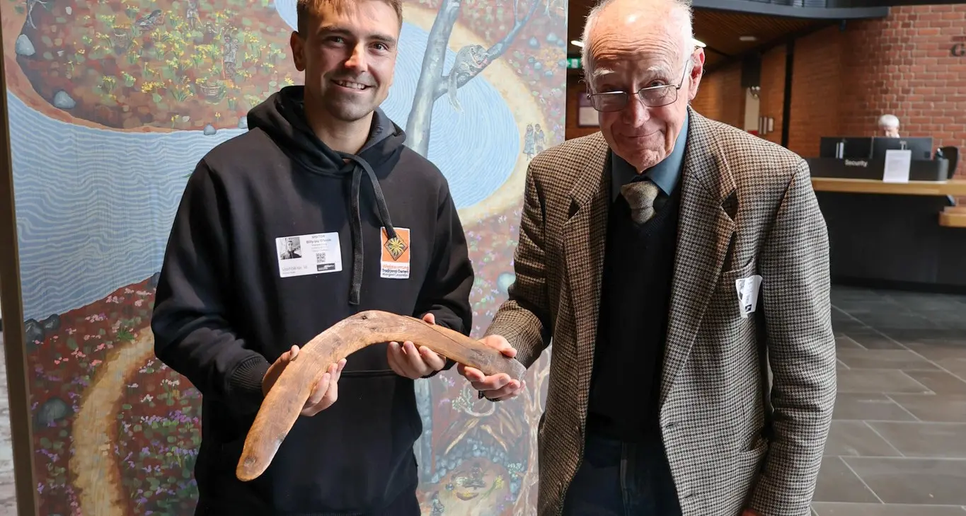 Rob returns historic Indigenous artefacts